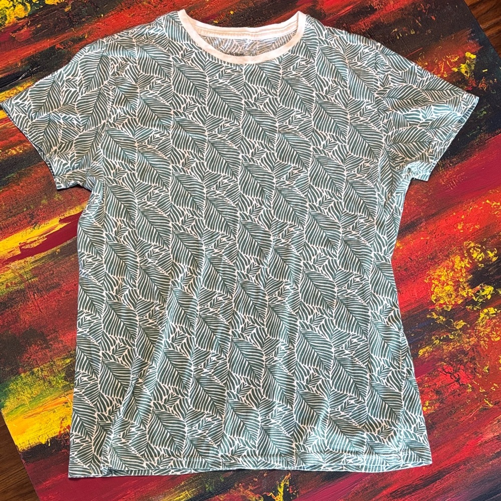 Goodfellow Tropical Leaf Print Short Sleeve Tee